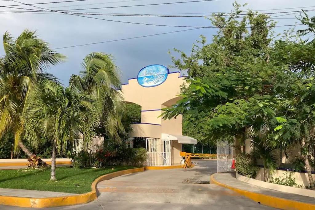 Micro Studio Perfect For Backpackers, Couples, 3 Min Drive To Playa El Nino Cancún Extérieur photo